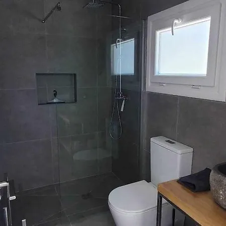 Yoli 26 Con Piscina Y Jardin Cerca De La Playa Holiday home *